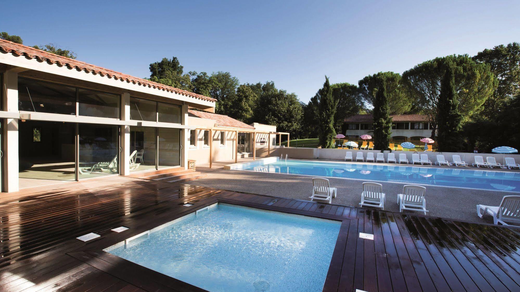 Club Vacances Bleues Domaine de Château Laval Gréoux-les-Bains Exterior foto